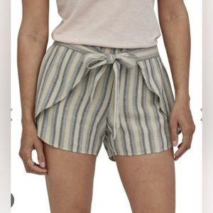 Patagonia women’s garden island, shorts, size large